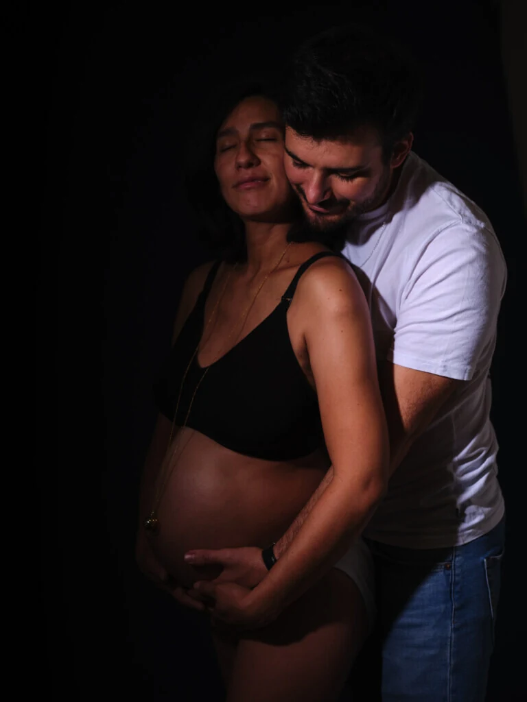 karen et ruben grossesse web rgb pacome Sadek photographe070